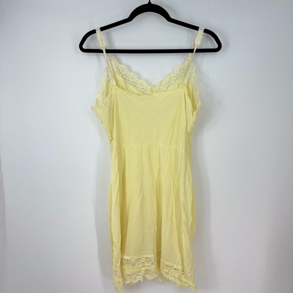 Vintage 70s Yellow Lace Trim Triangle Panel Babydoll Slip Dress - Picture 2 of 3